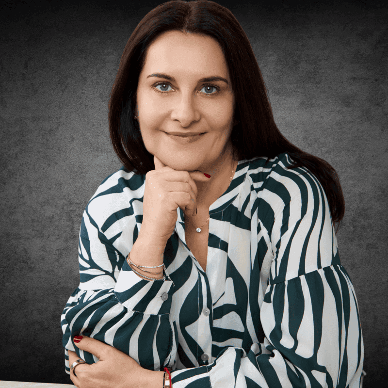 Sonja Grasser Headshot